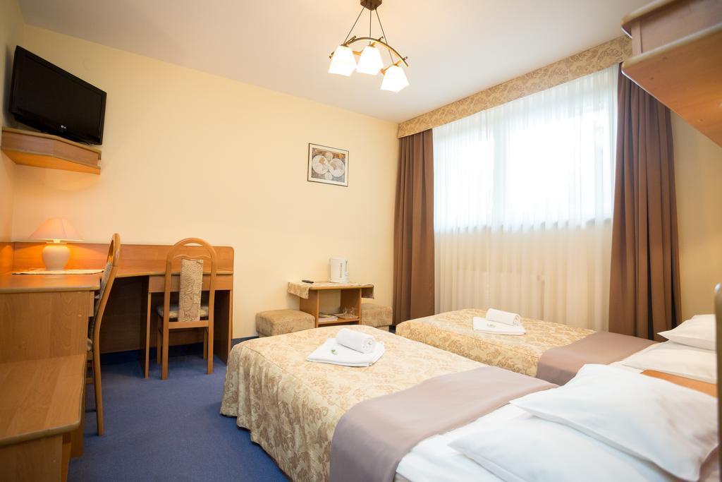 Fian - Noclegi I Konferencje W Centrum Zakopane Ngoại thất bức ảnh